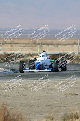 media/Nov-17-2024-CalClub SCCA (Sun) [[5252d9c58e]]/Group 3/Qual (Star Mazda Entrance)/